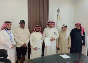 توقيع مذكرة تفاهم وشراكة مجتمعية بين فريق مبادرون عسير التطوعي مع الغرفة التجارية بأحد رفيدة