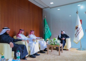 رئيس جامعة حفرالباطن يلتقي رئيس الغرفة التجارية