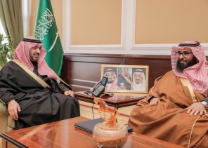 نائب أمير تبوك يطّلع على مشاريع خدمات شركة المياه الوطنية بالمنطقة