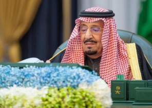 خادم الحرمين الشريفين يرأس جلسة مجلس الوزراء