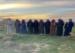 سعادة اللواء الطيار متقاعد “رشيد فايز بن هون الذيابي” يزور مضيف بن هادي الربيعي قرب محمية روض بن هادي بـ”الحائط”