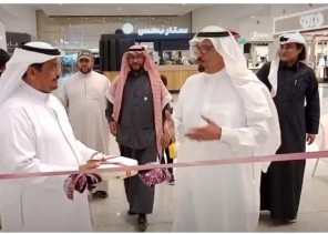 رئيس جمعية المتقاعدين بجازان يفتتح معرض ‘إشراقة لون وحرف’  للفنان التشكيلي المبدع والمتميز الأستاذ عبدالله النعمان