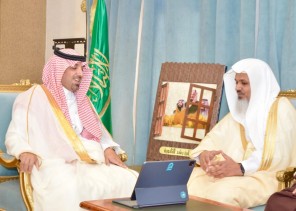 محافظ المخواة ومحافظ الحجرة بالباحة يفعلان حملة “الأمر بالمعروف” (الدين يسر)