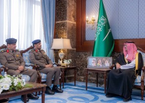 سمو محافظ الأحساء يستقبل مدير الدفاع المدني بالمنطقة الشرقية