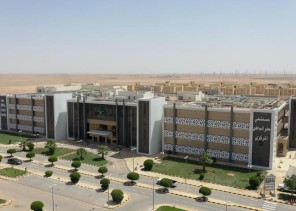 تجمع حفرالباطن الصحي : إنهاء معاناة سبعينية بأستئصال ورم سرطاني في المستقيم بمركزي حفرالباطن