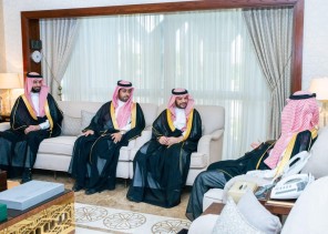 نائب أمير الشرقية يستقبل معالي مساعد وزير الموارد البشرية والتنمية الاجتماعية للخدمات المشتركة