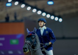 الفرسان المصنفين الـ 6 الأوائل يشعلون أجواء الرياض في مونديال “فقز الحواجز والترويض”