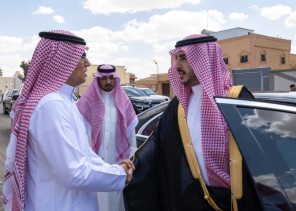سمو أمير الجوف ونائبه يعزيان مدير تلفزيون المنطقة في وفاة والدته