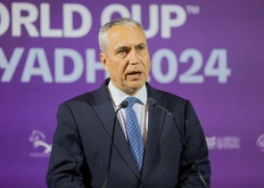 رئيس الاتحاد الدولي للفروسية: ضيافة السعودية اسطورية ومرافق البطولة استثنائية