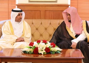 النائب العام يلتقي عدداً من قيادات السلطات القضائية والدستورية في البحرين