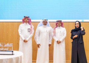 جمعية الثقافة والفنون بالدمام تعود بالمقر الجديد بمعرض فني وحلقة فلسفية وموسيقية