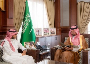 أمير منطقة المدينة المنورة يستقبل رئيس مجلس إدارة جمعية الإسكان التنموي بالمنطقة
