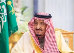 خادم الحرمين الشريفين: أهنئكم بعيد الأضحى المبارك أعاده الله علينا وعليكم بالخير والبركات