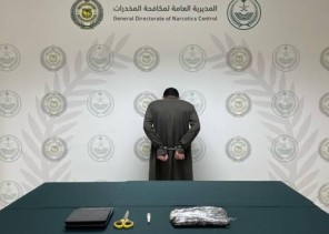 مكافحة المخدرات تقبض على شخص بمنطقة الجوف لترويجه مادة الحشيش المخدر