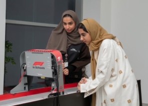 إثراء يطلق المسابقة الوطنية لبرنامج فورمولا1® في المدراس