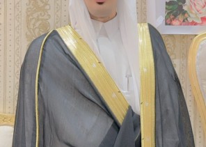 وسط حضور جماهير غفير من شيوخ وأعيان القبائل .. قبيلة العجاونة من بني رشيد تقيم احتفالاً بمناسبة زواج الشاب “فهد نشمي بن عجوين” في قاعة كبيتال بحائل