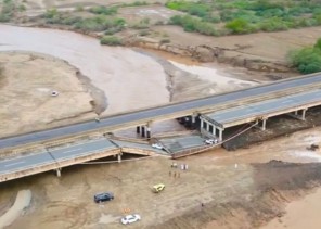 حالة وفاة وعدد من الإصابات نتيجة انهيار جسر في منطقة جازان