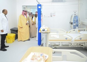 محافظ الطائف يدشن مركز الغسيل الكلوي بمستشفى المحاني