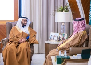 أمير الشرقية يستقبل معالي الرئيس التنفيذي للهيئة العامة للغذاء والدواء