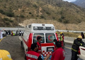 الهلال الأحمر : وقوع حادث تصادم على طريق عقبة الباحة .. والكشف عن عدد الإصابات