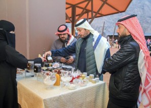 أكثر من 27 ألف زائر لمهرجان العسل في حائل