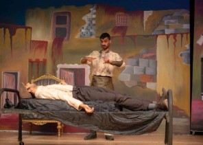 جمعية إضاءة تدشن أولى عروضها المسرحية لمدة ثلاثة أيام على مسرح التعليم بحفر الباطن