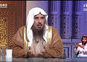 هل تقييم المحلات والمطاعم دون تجربة قد يدخل في شهادة الزور؟ .. الشيخ سعد الخثلان يجيب! – فيديو