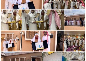 مجموعة من معلمي التربية الفنية بمكتب تعليم بيش  في زيارة لمتحف الأستاذ الجندلي في بيش