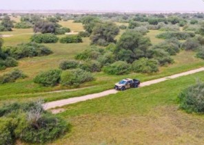 القوات الخاصة للأمن البيئي تحذر هواة الرحلات البرية من دخول المحميات وقطع المسيجات