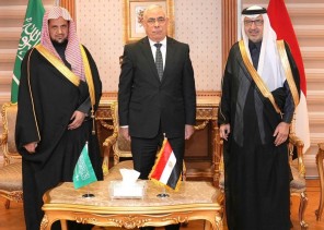 النائب العام يلتقي نظيره المصري في القاهرة لتعزيز التعاون العدلي بين البلدين