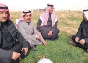 الشاعر والفارس “فوزي بن مربح” يزور محمية روض ابن هادي ويلقي قصيدة وطنية بمناسبة الزيارة