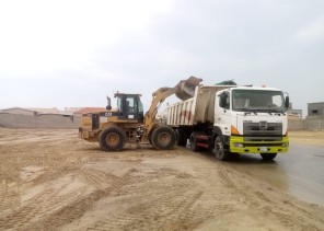 أمانة الشرقية: رفع 2990 طن نفايات وأنقاض من جوف بني هاجر خلال شهر لتحسين المشهد الحضري