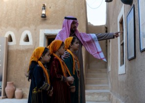 وزارة الداخلية تختتم مبادرة مكان التاريخ احتفاءً بيوم التأسيس في المركز الأمني التاريخي بالجبيلة