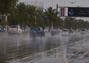 تحذيرات من أمطار رعدية ورياح مثيرة للغبار على معظم مناطق المملكة