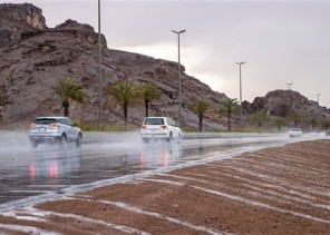 الأرصاد: أمطار غزيرة وجريان للسيول على عدة مناطق بالمملكة اليوم