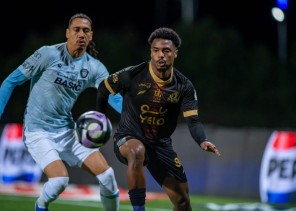 الفيحاء يتعادل مع ضيفه الوحدة بدون أهداف