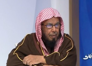الشيخ «عبد الله المطلق» يكشف معنى تصفيد الشياطين في رمضان (فيديو)