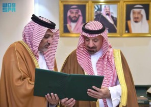 أمير نجران يطلع على خطة الرقابة التجارية ويشدد على مواجهة التلاعب بالأسعار