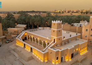 مسجد العودة بالدرعية يخضع للتجديد ضمن مشروع الأمير محمد بن سلمان لتطوير المساجد التاريخية