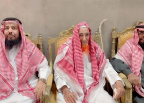 “مزيج من الأفراح والمسرات في وسيطاء البدع”.. منزل  “الأستاذ عبيان بن خلف” يحتضن ليلة من الفرح بمناسبة عقد زواج أبنائه وشفاء عزيز