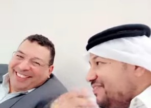 في ضيافة سعودية أصيلة.. بالفيديو: متحدث وزارة الشؤون الإسلامية يمازح الشرقاوي: “النظام عندنا عشرة فناجين”