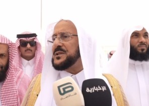 بالفيديو |وزير الشؤون الإسلامية: المملكة قوية برجالها وهذه الأرض مباركة.. ومن خرج عن الصراط المستقيم فله أسود بالمرصاد