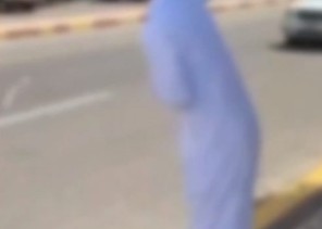 القبض على أحداث عرّضوا حياة قائدي المركبات للخطر في خميس مشيط