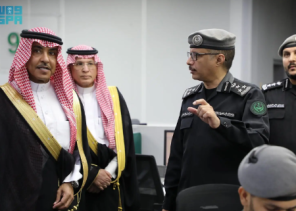 «وزير الإعلام» يتفقد مركز العمليات الأمنية الموحدة (911) بمكة… ويشيد بجاهزيته التقنية لخدمة ضيوف الرحمن