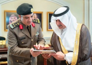 «أمير تبوك» يتسلّم التقرير الإحصائي لجهود مكافحة المخدرات ويشيد بدور التوعية وحماية المجتمع