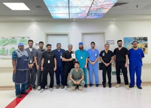 نجاح طبي نادر.. فريق سعودي ينقذ مسنّة تسعينية من تضيق صمام القلب دون جراحة