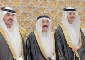 بحضور المشايخ والأعيان.. راع العنبرية  الدكتور ملفي بن عجوين يحتفل  بزفاف أبنائه  عبدالله وأحمد  في قاعة فينيسيا بحائل