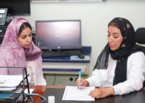 نظام الرعاية الوقائية يشخّص ويعالج 5 حالات نادرة من أمراض المناعة الوراثية في مدينة الملك عبدالله الطبية