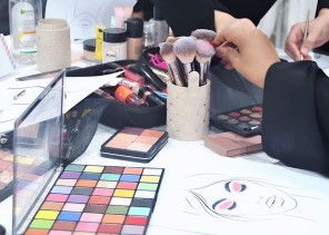 ورشة تدريبية للعناية بالبشرة والشعر بشمال سكاكا تُنمي مهارات 35 متدربة في التجميل