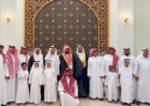 بحضور الأعيان والأهل والأصدقاء .. خليفة بن مهنا يحتفل بزفاف أبنائه عبدالكريم ويوسف في حائل